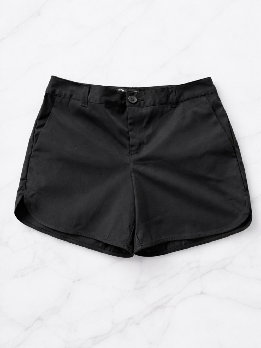 Oakley Black Shorts Women’s Small Regular Fit Lightweight Pockets Athleisure